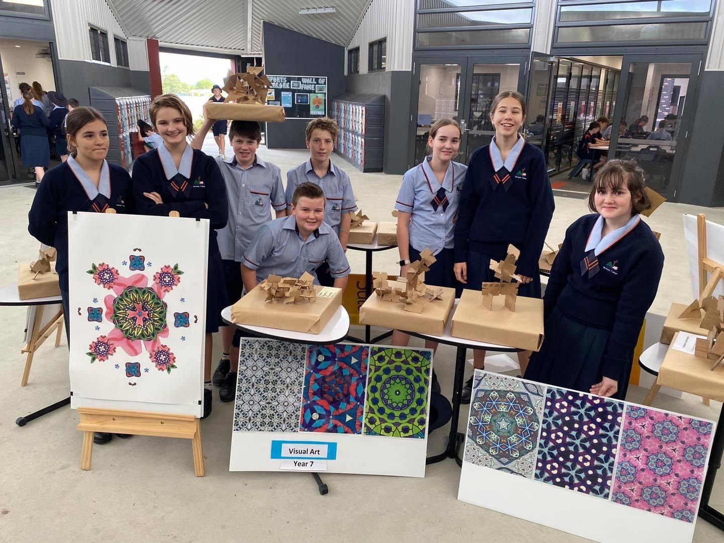 Students at the pop-up art show.